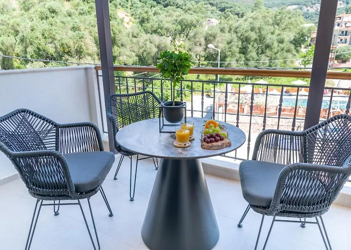 Anesis Deluxe Apartments