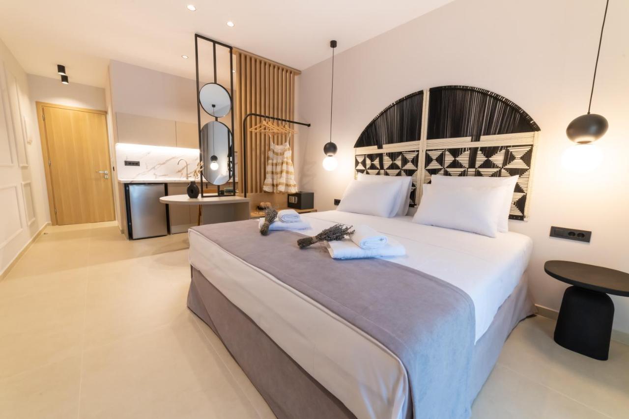 Anesis Deluxe Parga