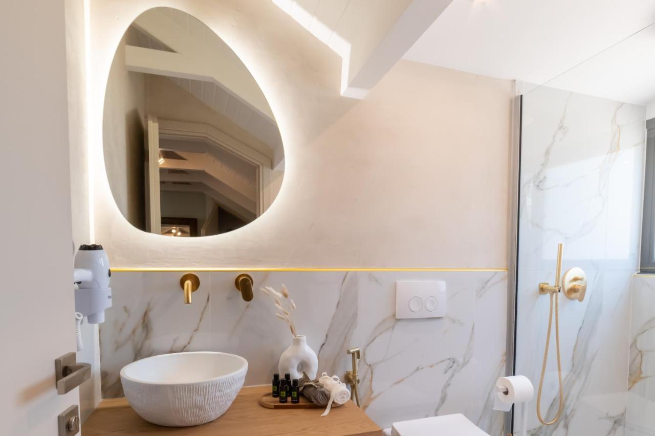Anesis Deluxe Apartment